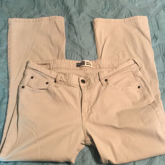 ❤️(51) Ladies Levi’s low rise boot cut khaki jeans in great condition. 12 short - Picture 8 of 12